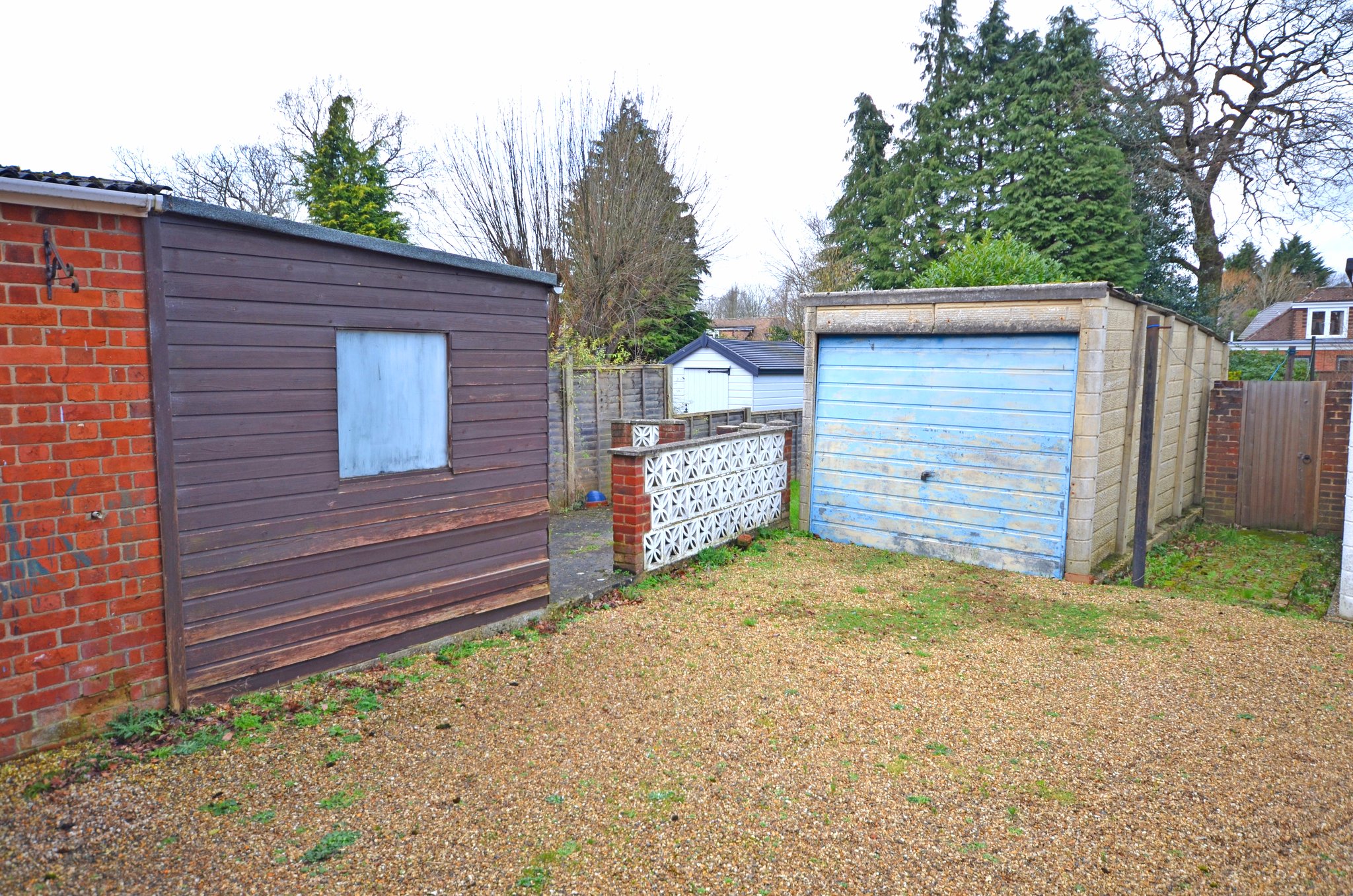 Buckhurst Road, Frimley Green Luff & Wilkin Property Specialists