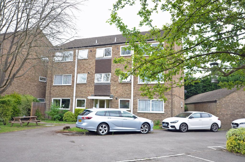 Henley Drive, Camberley Luff & Wilkin Property Specialists