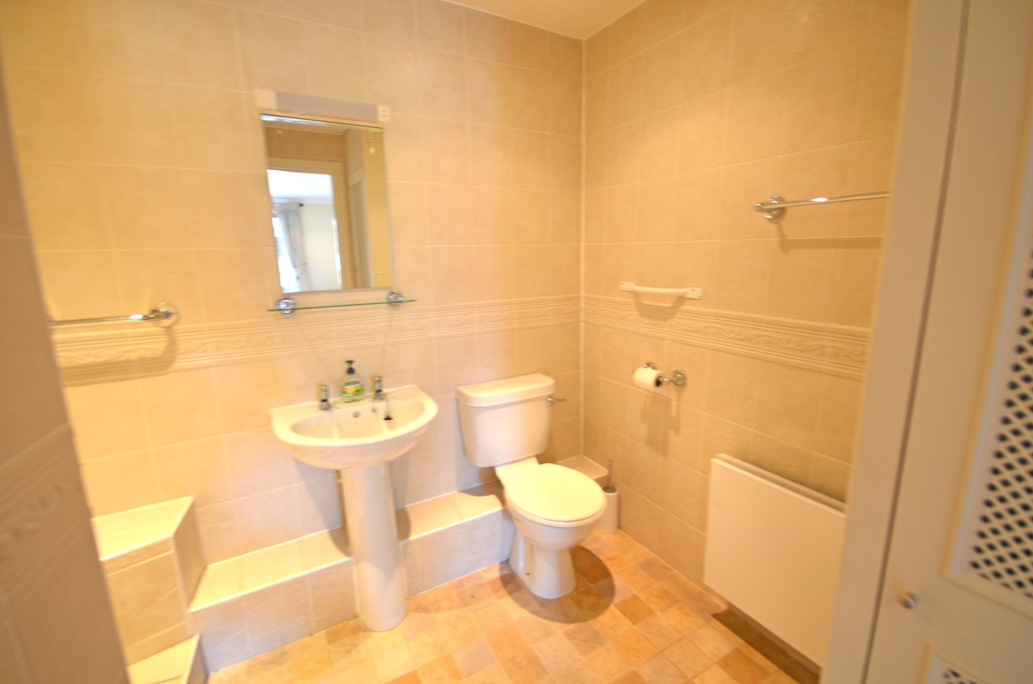 Alexandra Road, Aldershot Luff & Wilkin Property Specialists