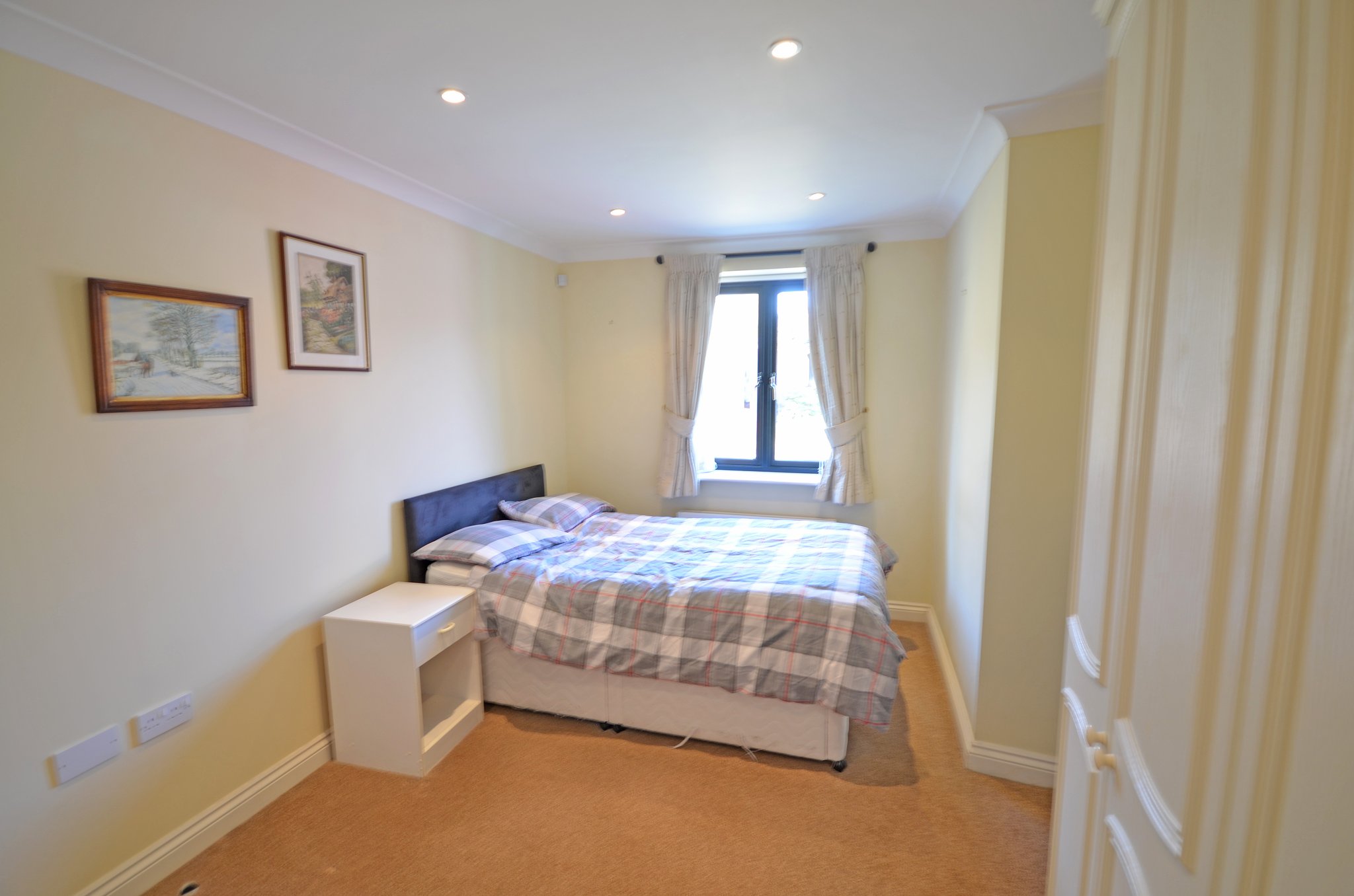 Alexandra Road, Aldershot Luff & Wilkin Property Specialists