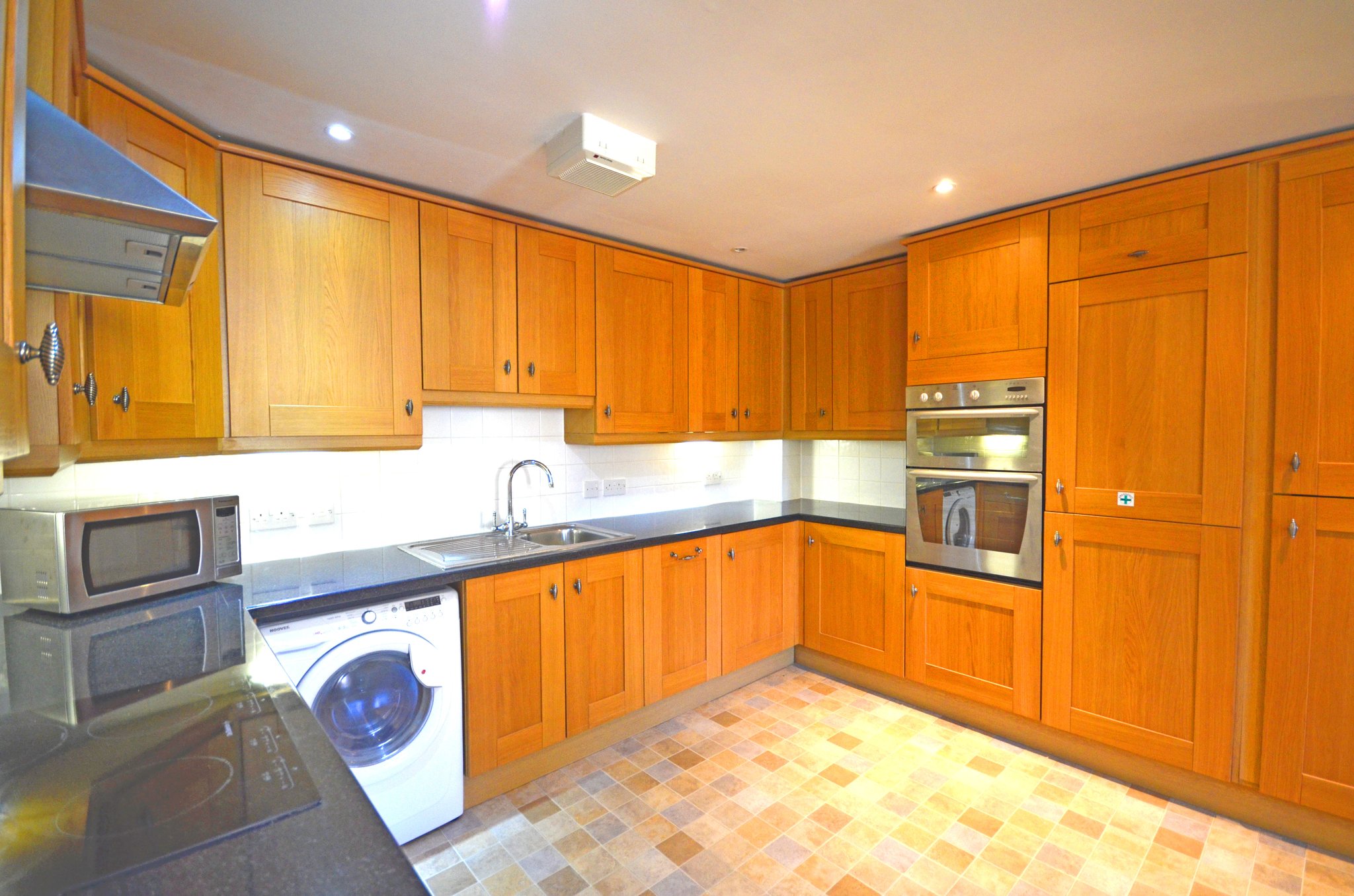 Alexandra Road, Aldershot Luff & Wilkin Property Specialists