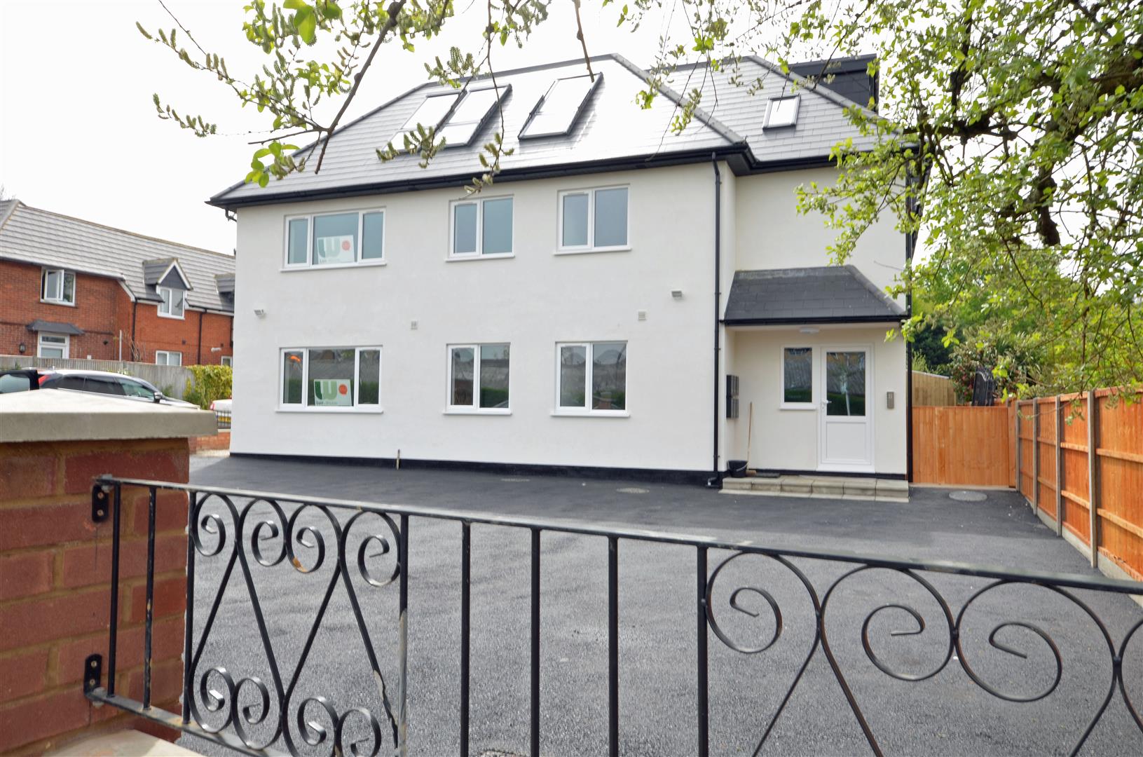 Glenmore House, Old Bracknell Lane West, Bracknell Luff & Wilkin