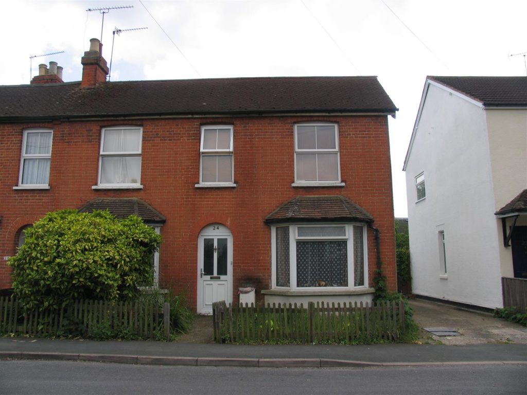 Watchetts Road, Camberley Luff & Wilkin Property Specialists