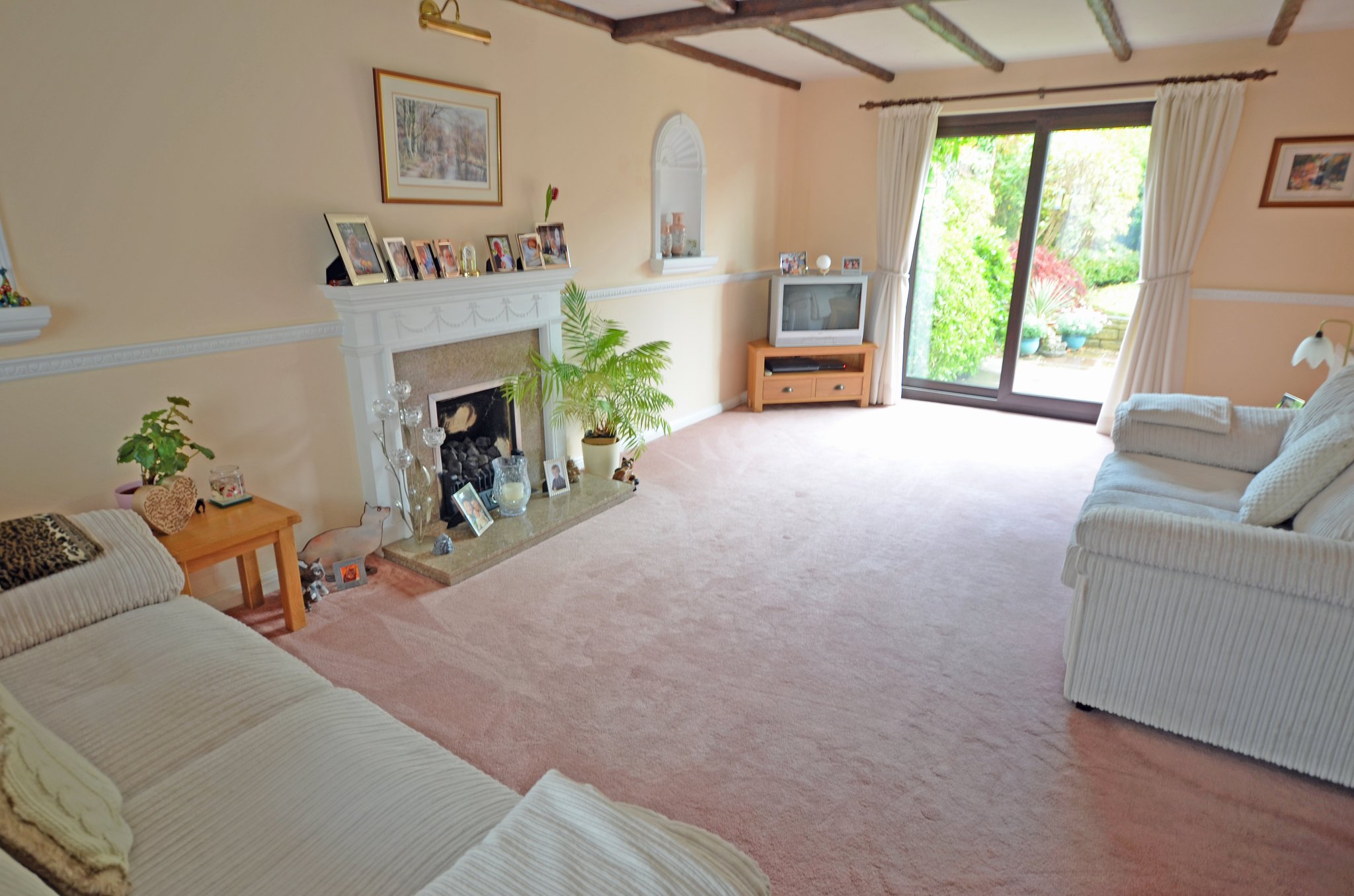 Pevensey Way, CAMBERLEY Luff & Wilkin Property Specialists