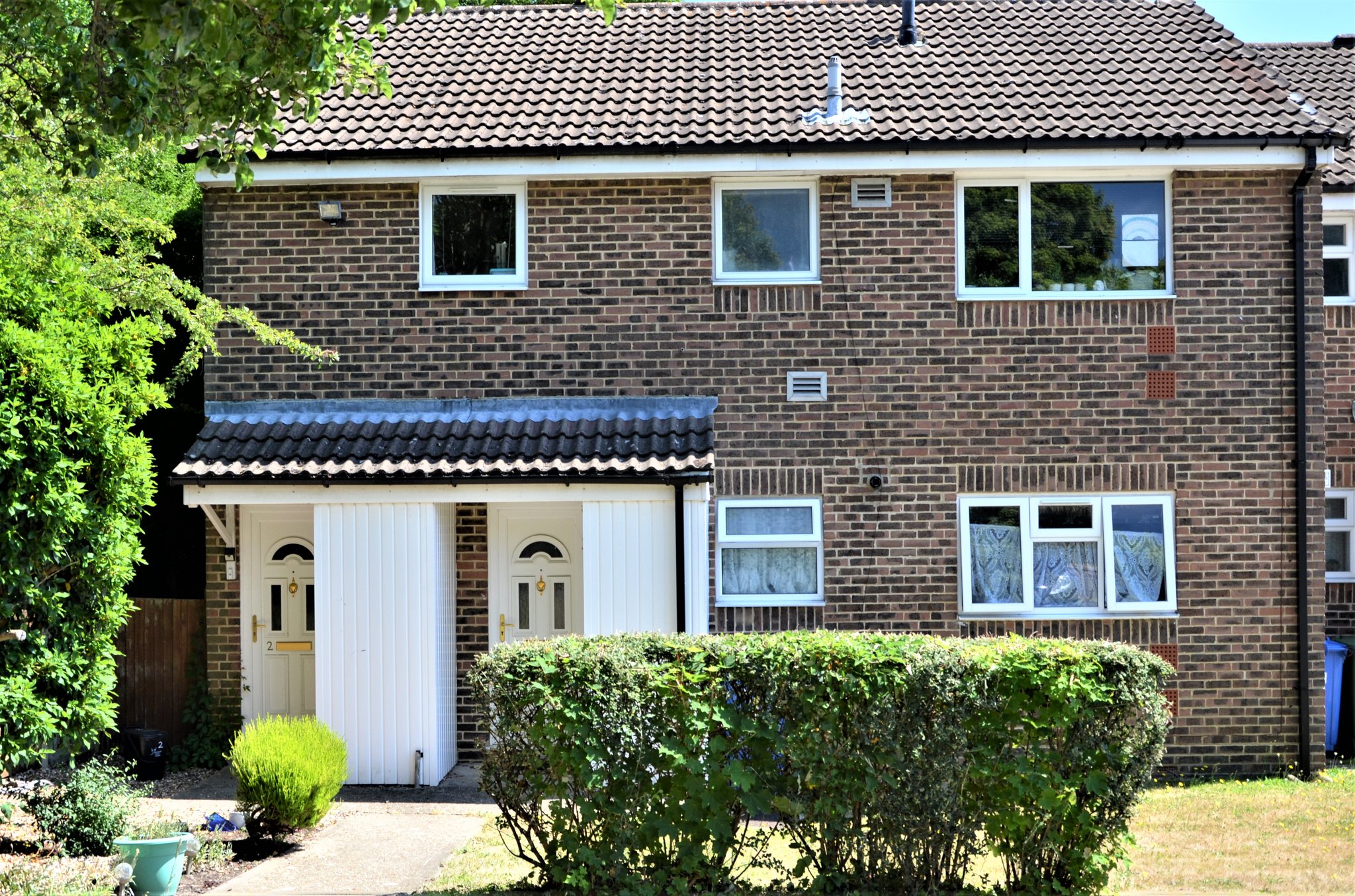 Humber Way, SANDHURST Luff & Wilkin Property Specialists