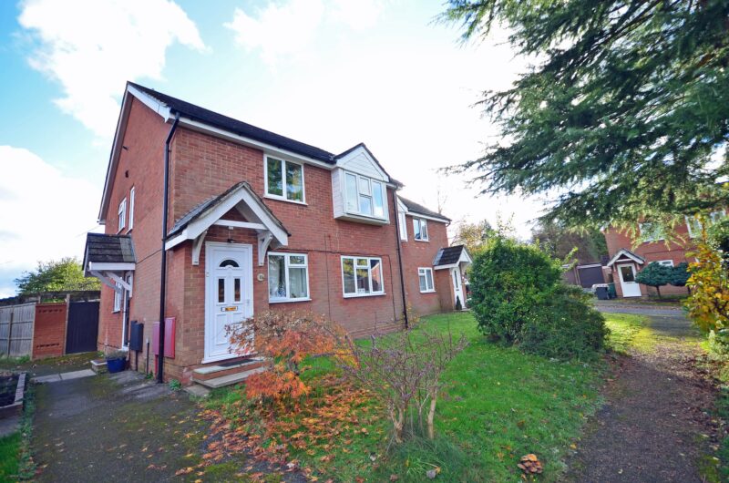 Chilham Close, Camberley