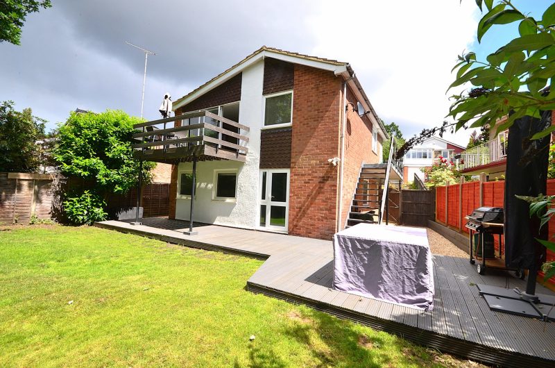 Lakeland Drive, Frimley
