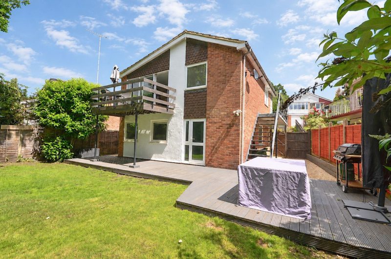 Lakeland Drive, Frimley